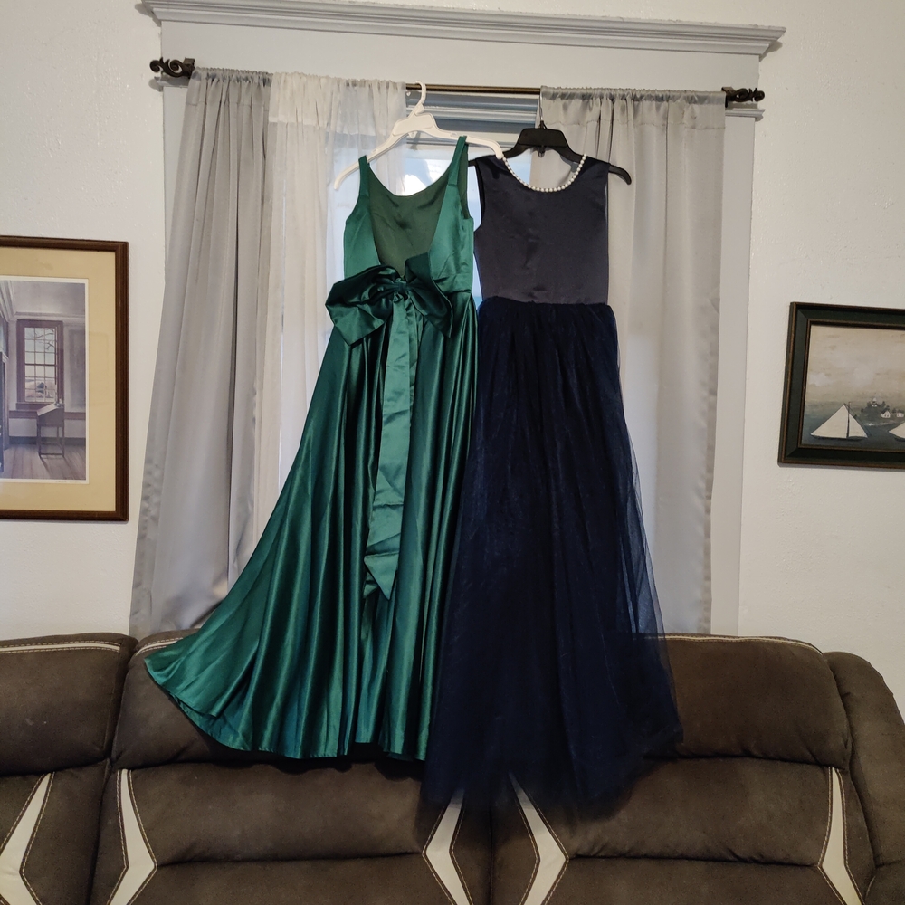 New You Get Both Elegant Green and Navy Kids Dresses - Picture 5 of 16